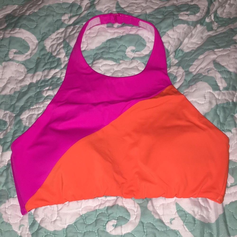 Brand New Victoria’s Secret halter top